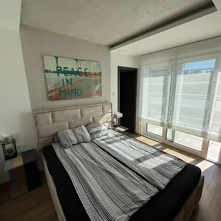 Bright And Cosy In Appartamento